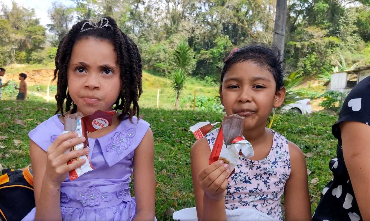 Camacã: Grupo Escolar João XXIII e Grupo Escolar Clériston Andrade promoveram desfile em homenagem as crianças